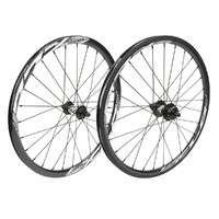 EXCESS XLC-3 20 x 1.3/8 Carbon Wheel Set 451x21 (Black-White)