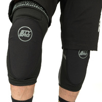 Staystrong Conflict Knee (Adult)